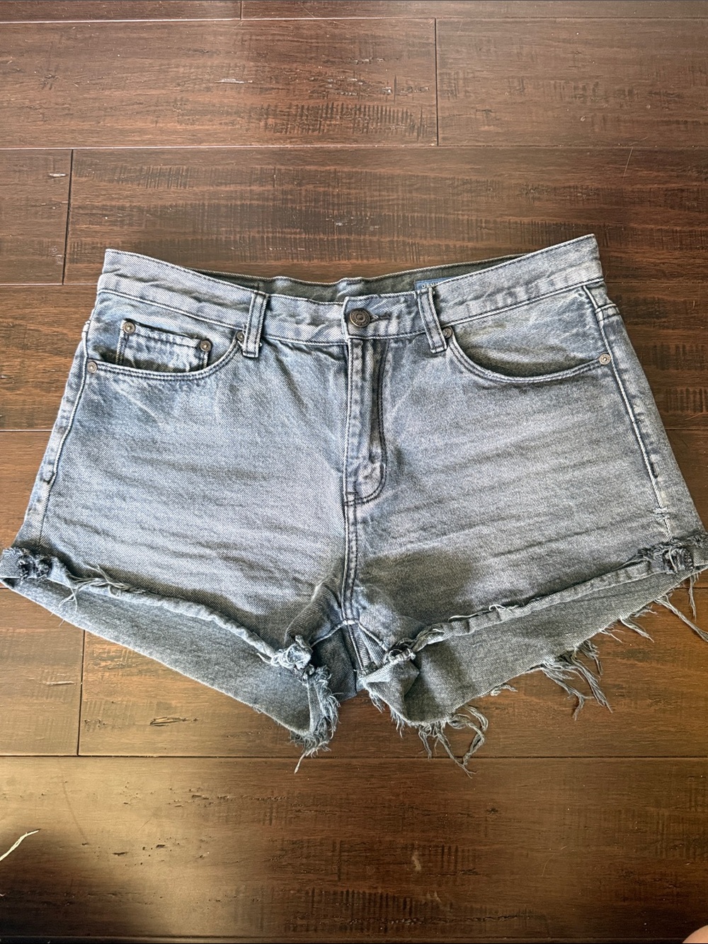 High-Rise Frayed Hem Denim Shorts - Faded Black